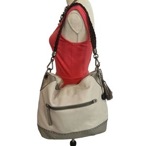 THE SAK LARGE CREAM & GOLD PEBBLE LEATHER BRAIDED SHOULDER STRAP BAG EUC